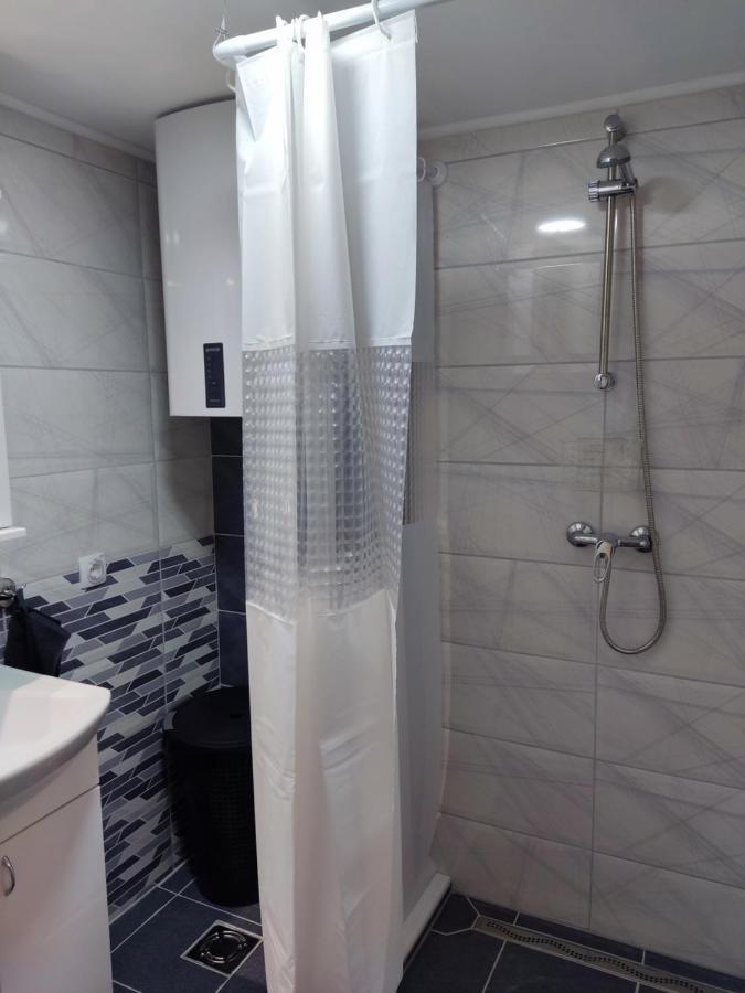 Mikmari Apartman Subotica Zewnętrze zdjęcie