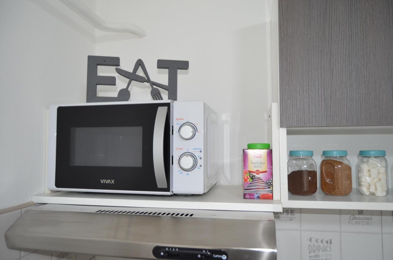 Mikmari Apartman Subotica Zewnętrze zdjęcie