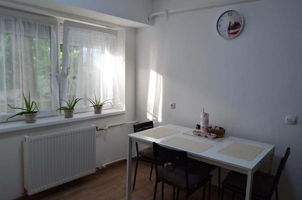 Mikmari Apartman Subotica Zewnętrze zdjęcie